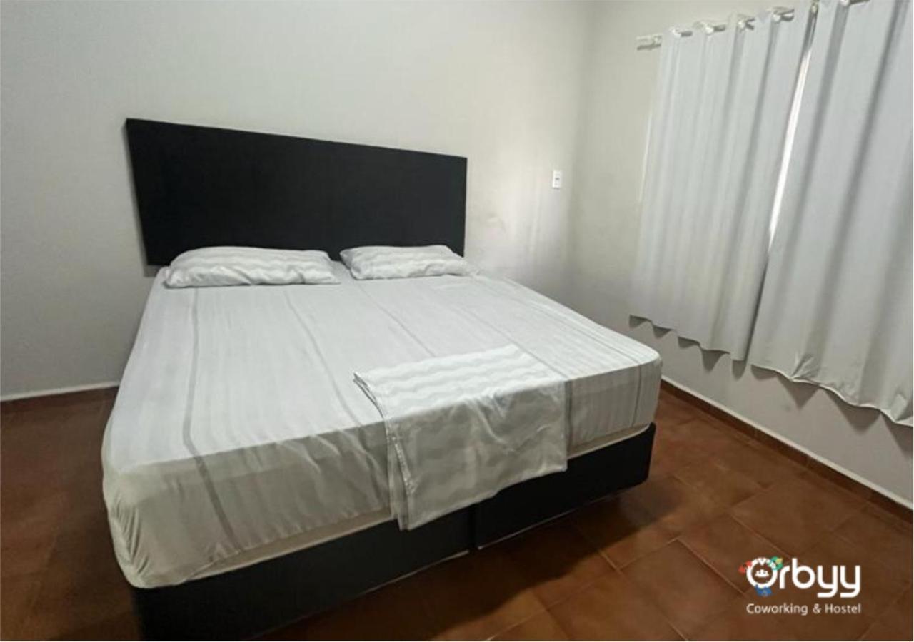 Ritz Hostel Araçatuba Екстериор снимка
