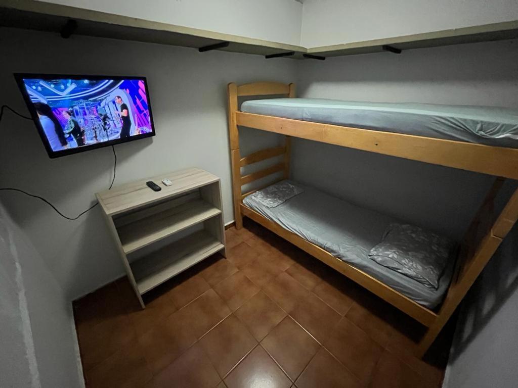 Ritz Hostel Araçatuba Екстериор снимка